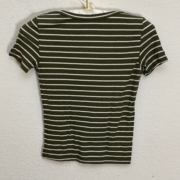 American Eagle Green White Crop Top Striped Ribbed Olive V-Neck Tee 90s Y2K XXS - Picture 3 of 6